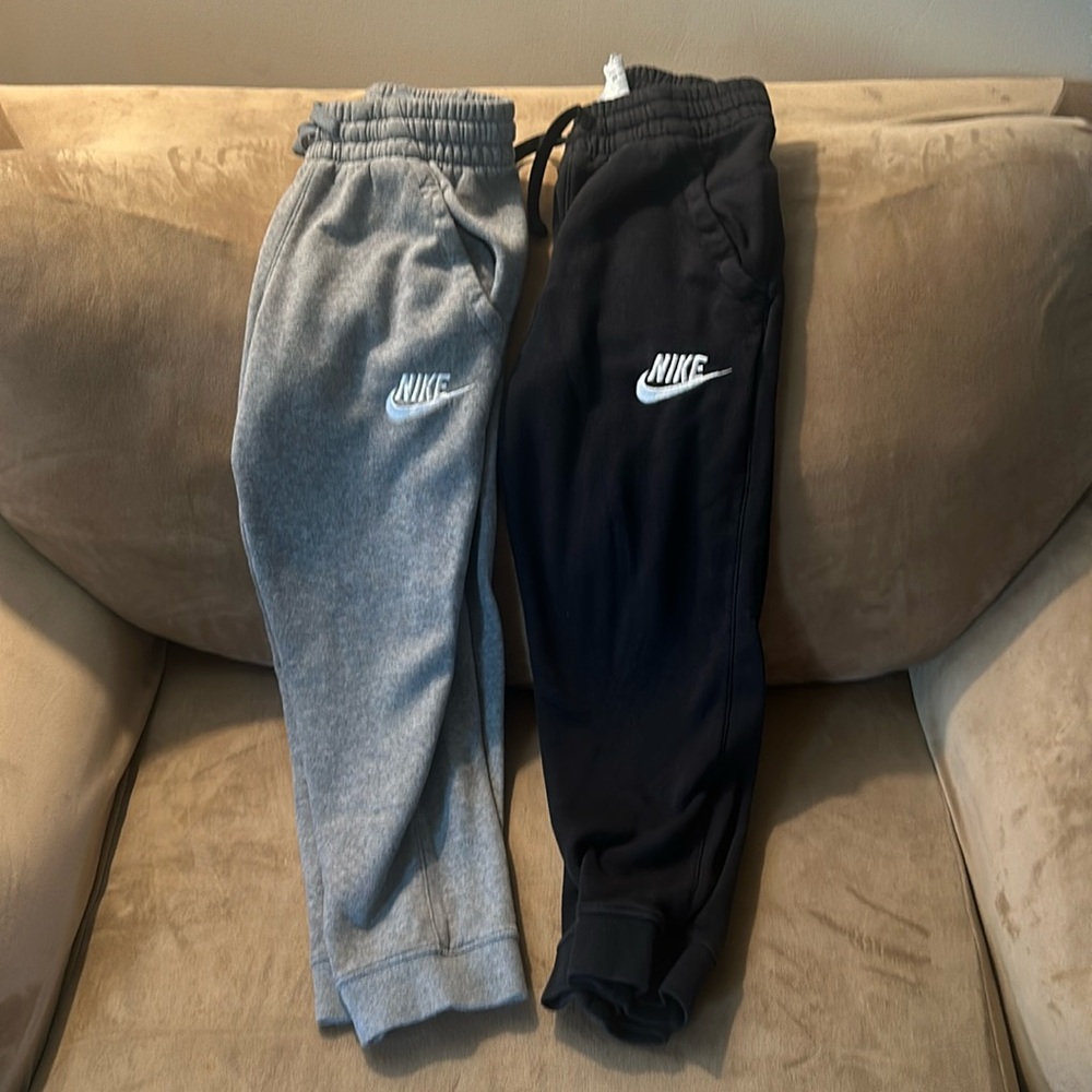 Lot of boys Nike pants size small